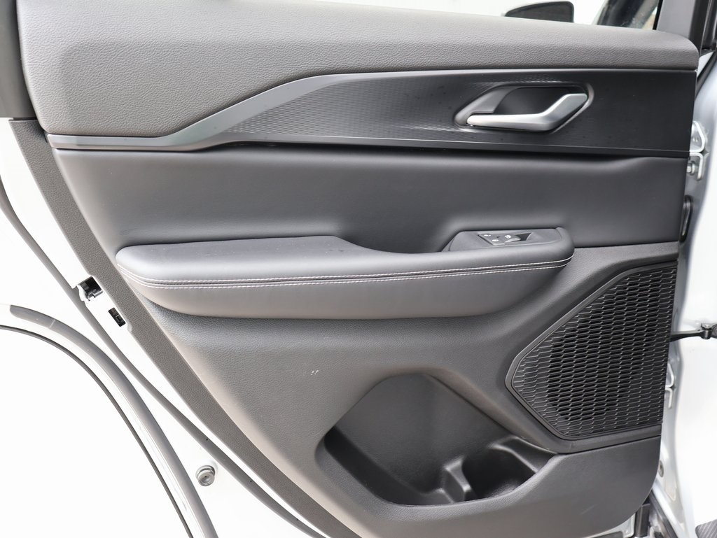 2023 Jeep Grand Cherokee Laredo X photo 16