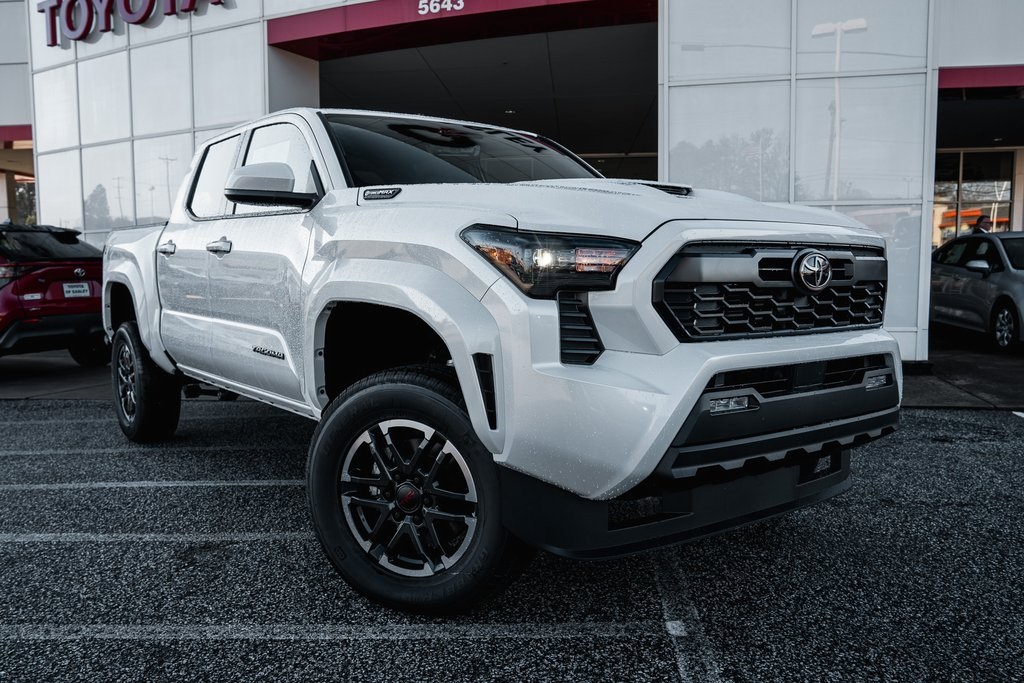 2025 Toyota Tacoma TRD Sport's photo