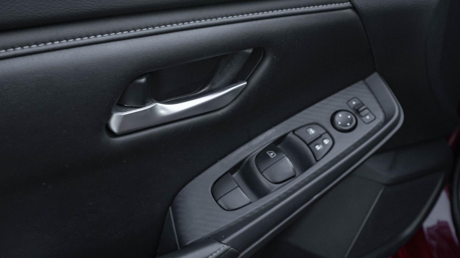2023 Nissan Sentra SV photo 12