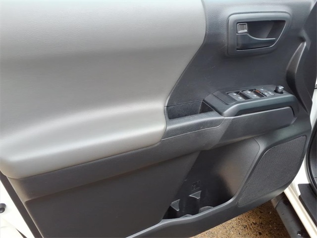 2022 Toyota Tacoma SR 4x4 Double Cab photo 15