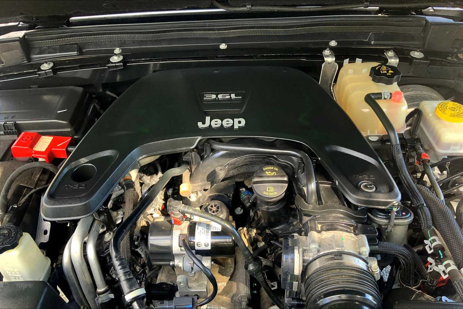 2021 Jeep Wrangler Unlimited Sahara photo 26