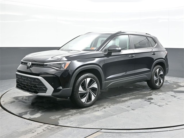 2026 Volkswagen Taos SE's photo