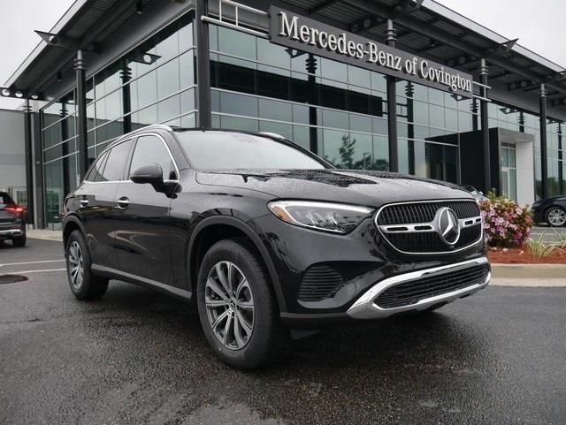 2026 Mercedes-Benz GLC Base's photo