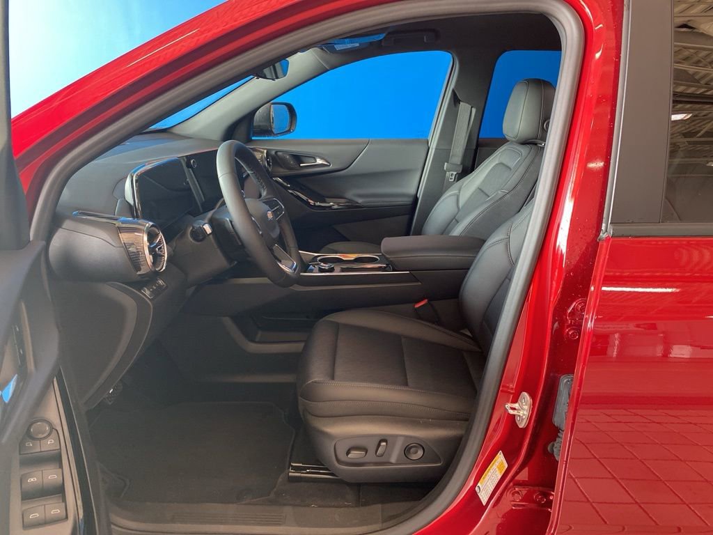 2026 Chevrolet Equinox LT photo 6