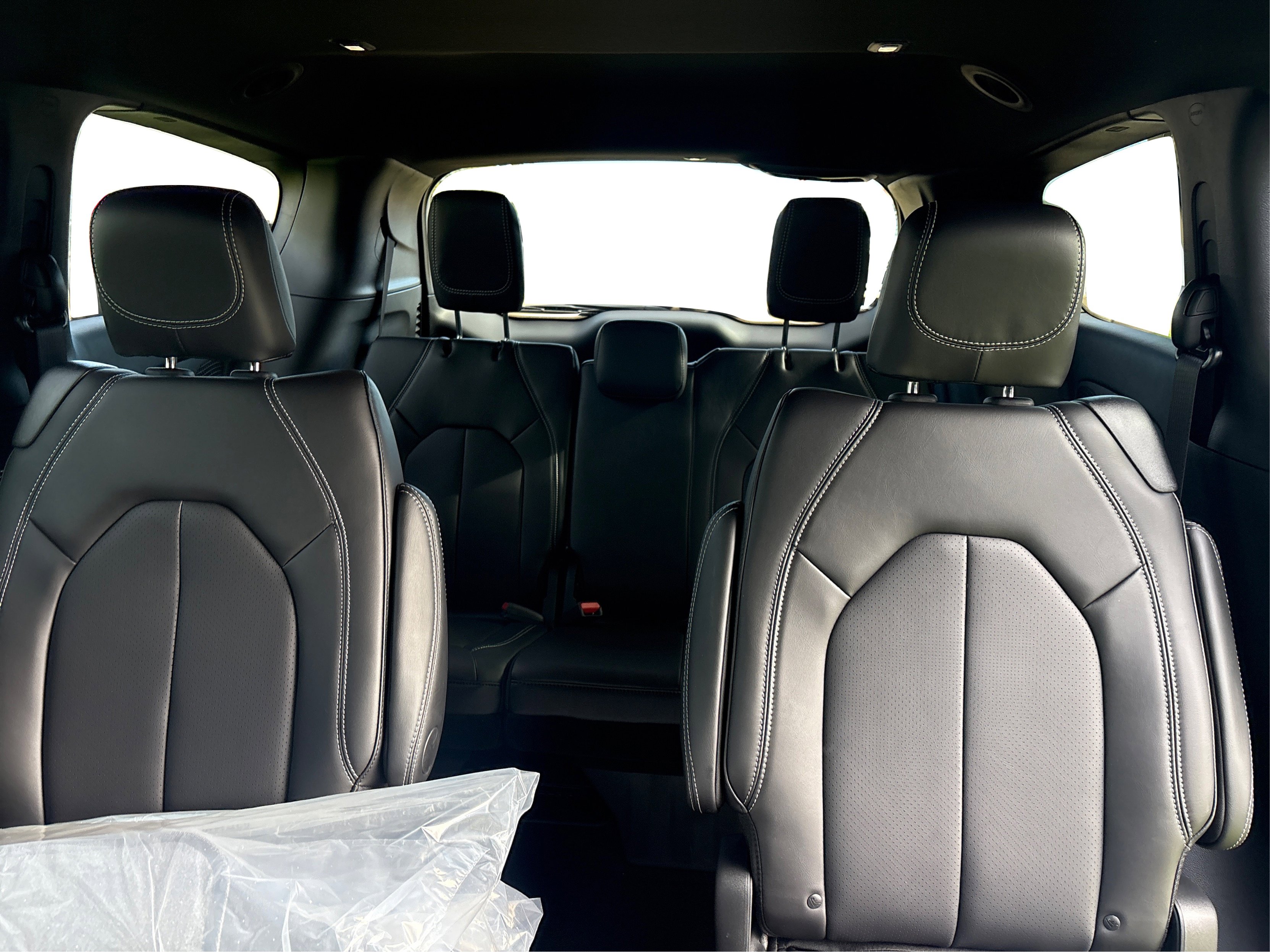 2026 Chrysler Pacifica photo 14