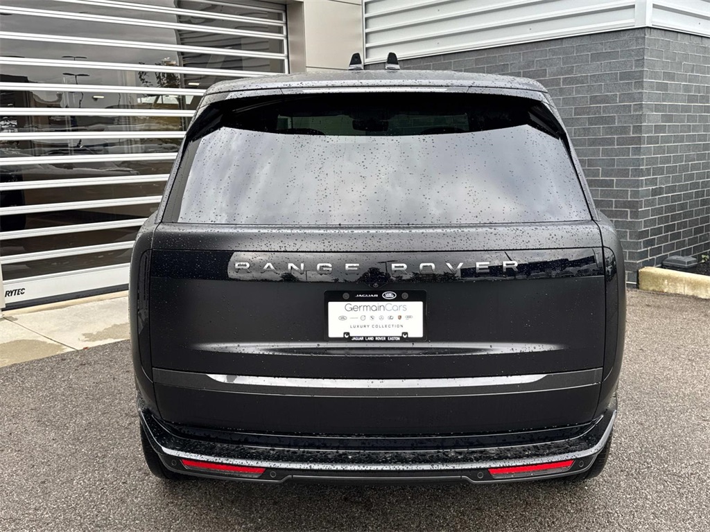 2025 Land Rover Range Rover Autobiography photo 3