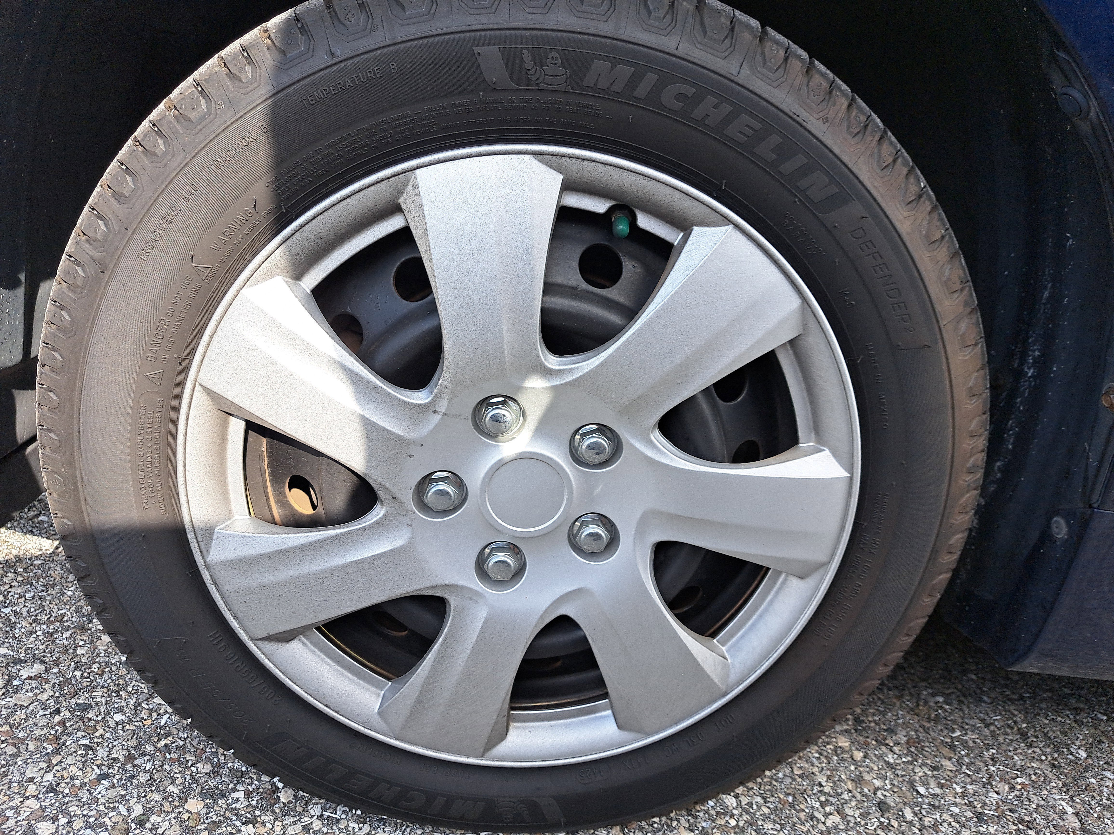Used 2009 Toyota Matrix Base with VIN 2T1KU40E09C182723 for sale in Bradenton, FL
