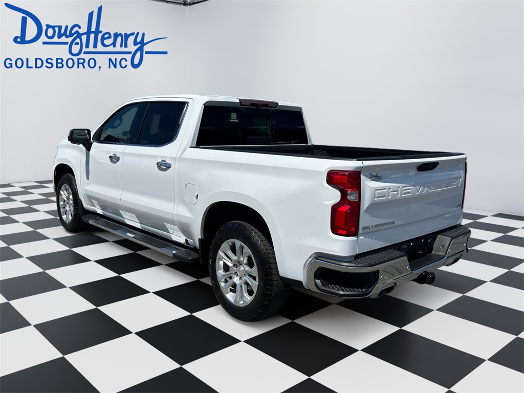 2024 Chevrolet Silverado 1500 LTZ photo 3