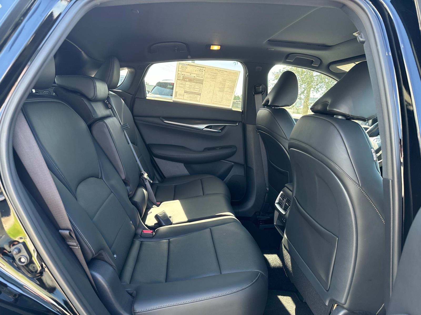 2025 Infiniti QX55 Luxe photo 7
