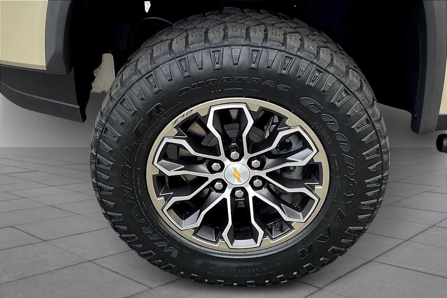 2022 Chevrolet Colorado ZR2 photo 9