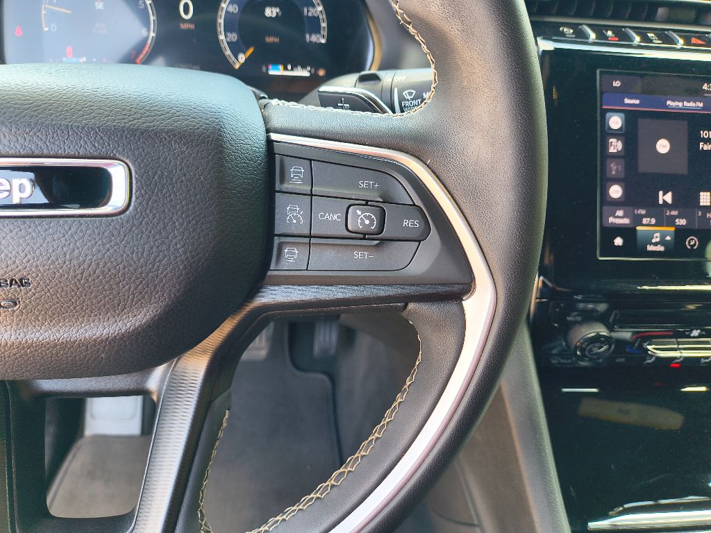 2024 Jeep Grand Cherokee Laredo X photo 19