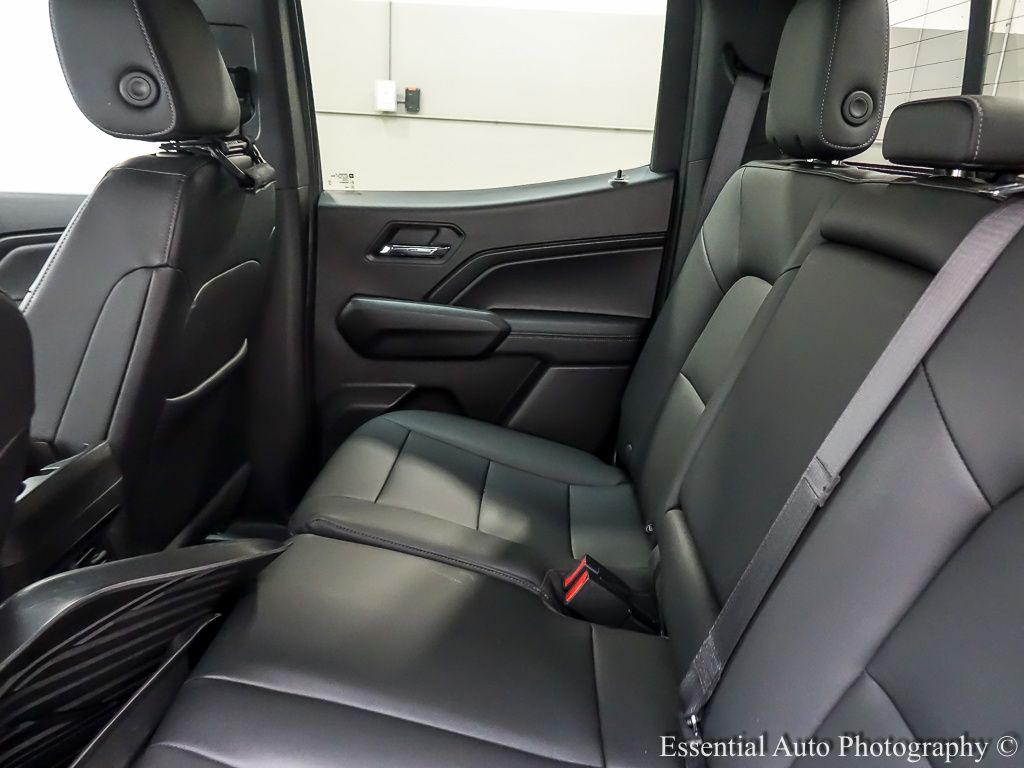 2023 GMC CANYON - Image 11