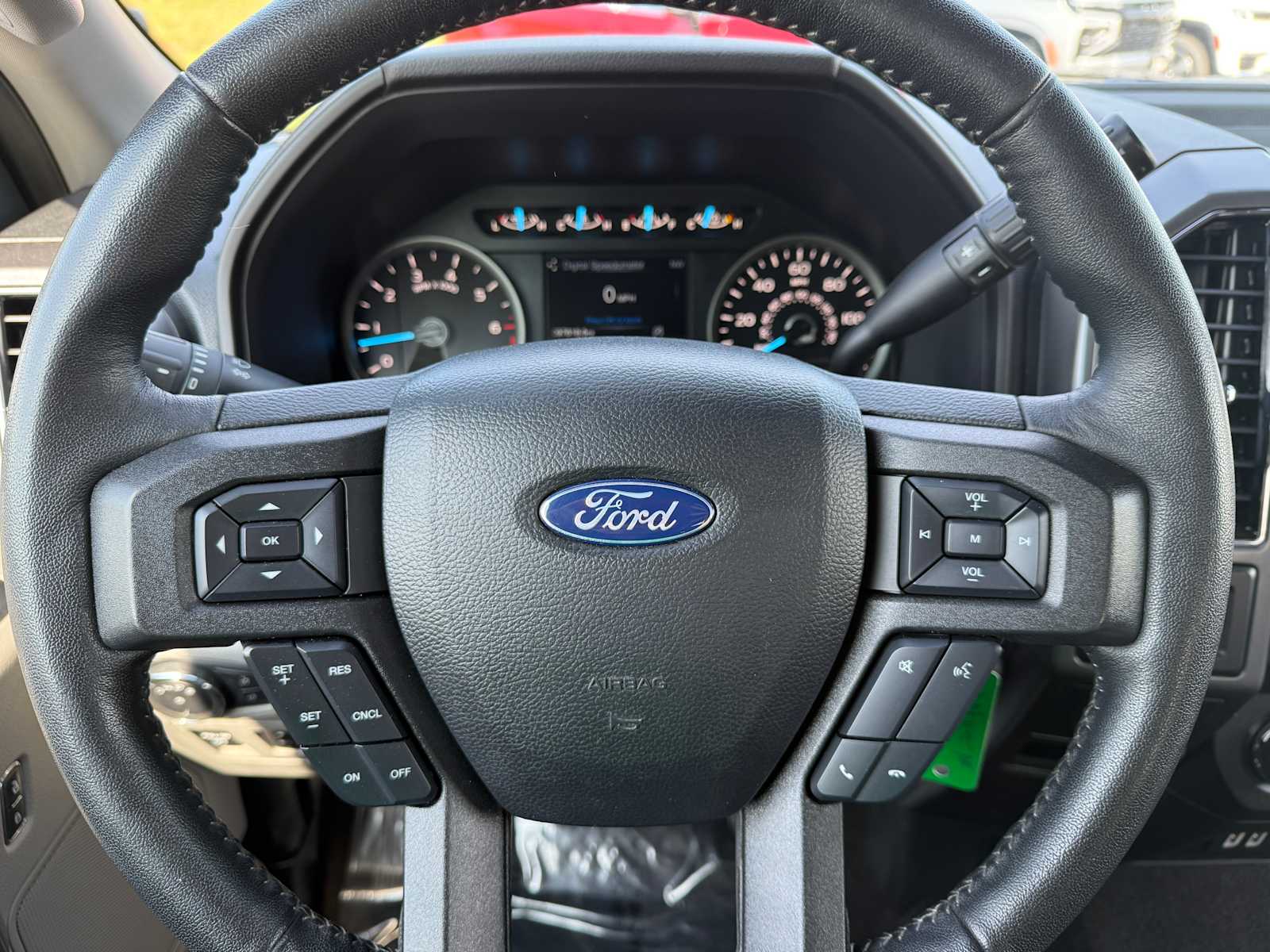 2020 Ford F-150 XLT photo 26