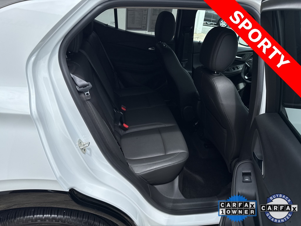 2024 Buick Encore GX Sport Touring photo 3