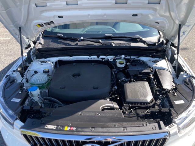 2022 Volvo XC40 T5 Inscription photo 14