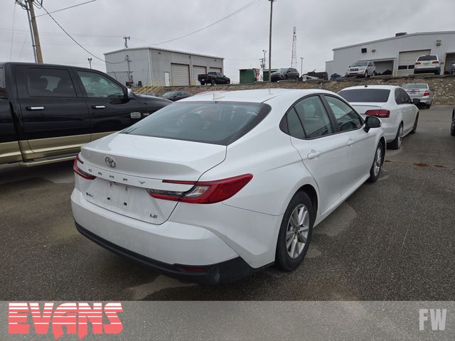 2025 Toyota Camry LE photo 3