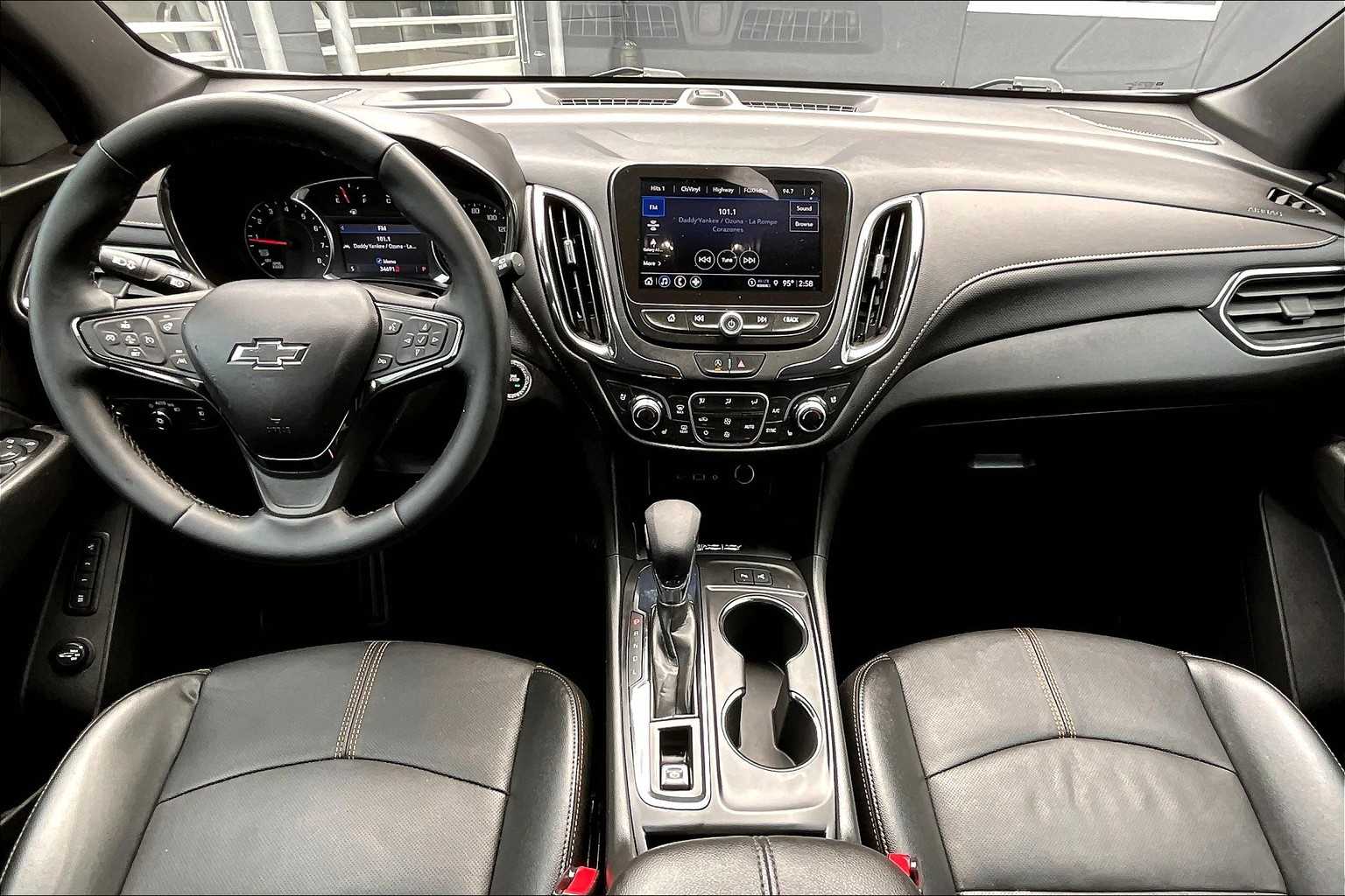 2023 Chevrolet Equinox Premier photo 10