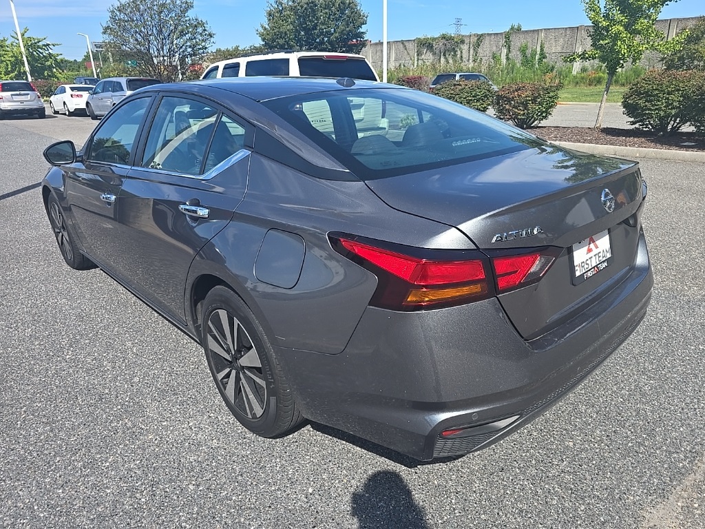 2022 Nissan Altima 2.5 SV photo 7