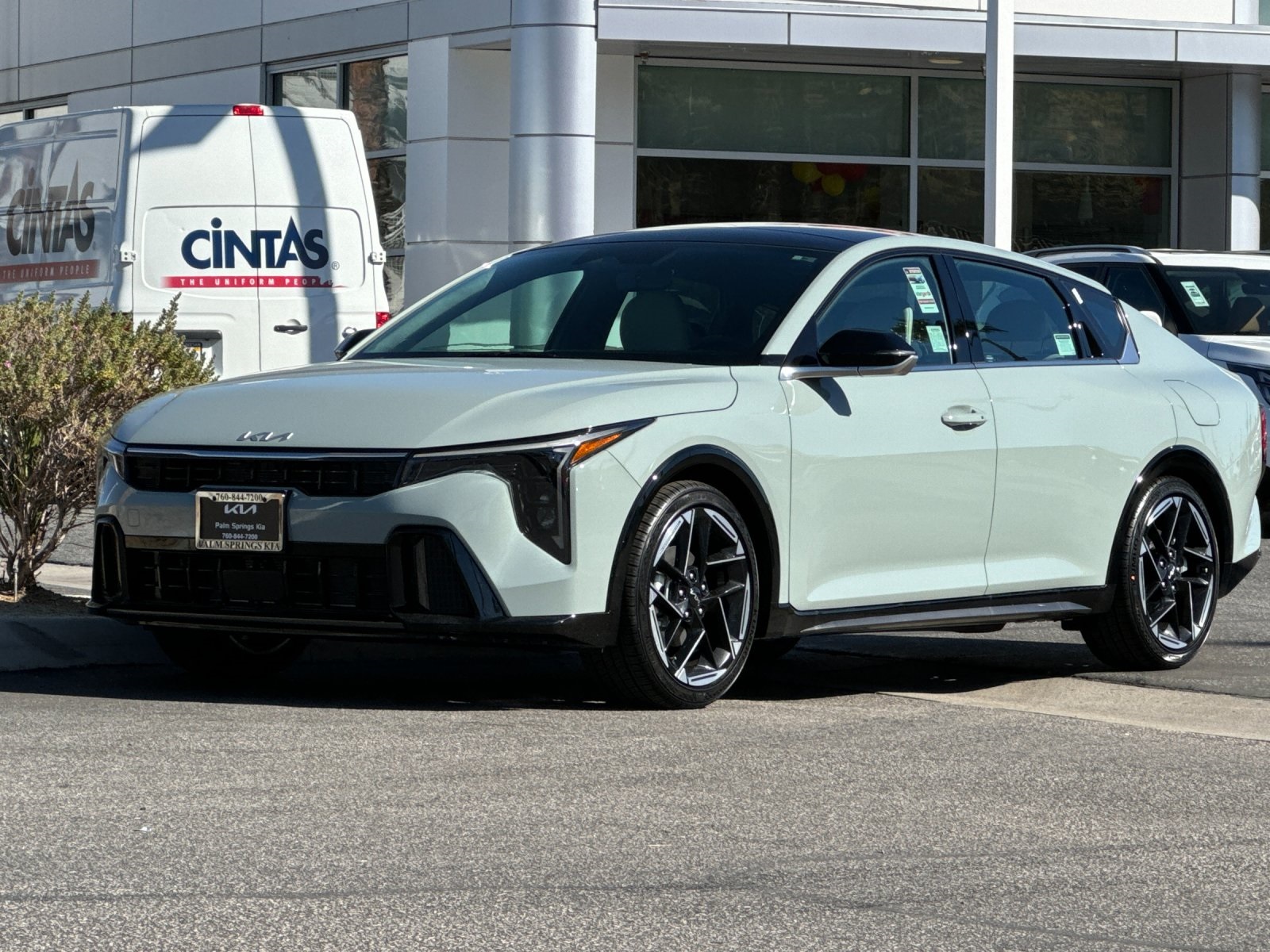 2025 Kia K4 GT-Line photo 7
