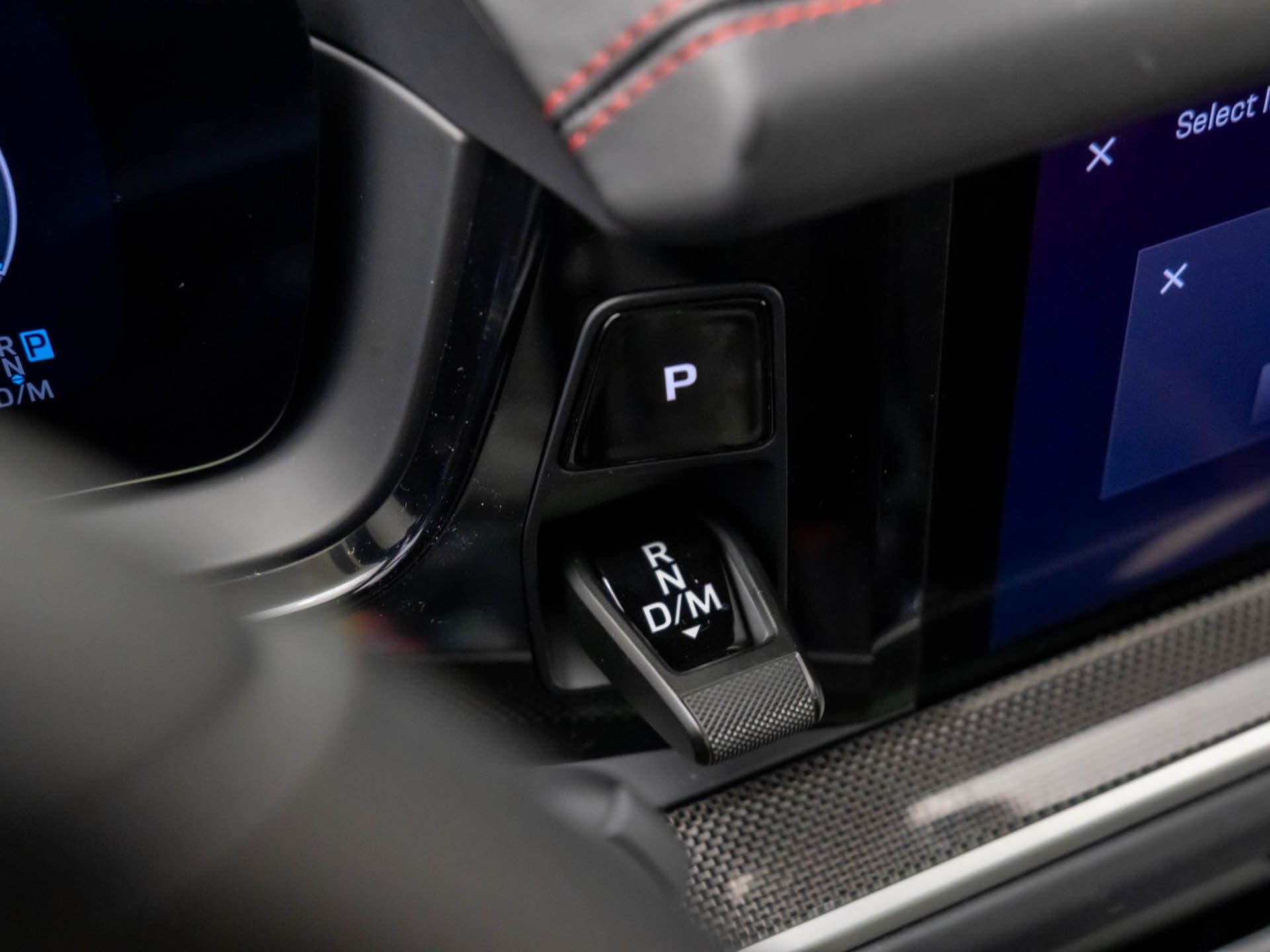2025 Porsche Cayenne E-Hybrid Turbo photo 20