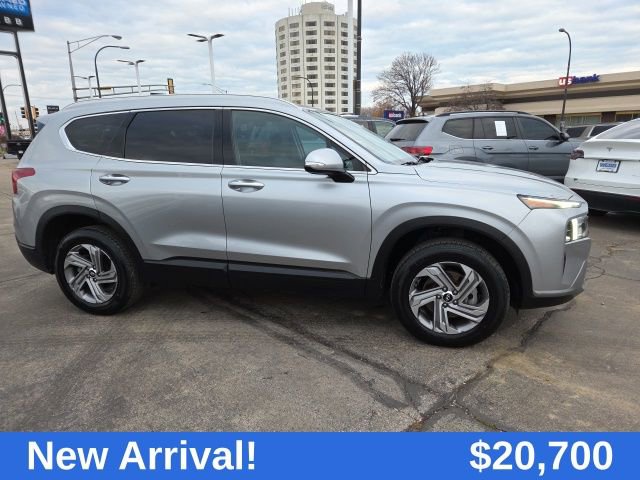 2023 Hyundai Santa Fe SEL photo 2