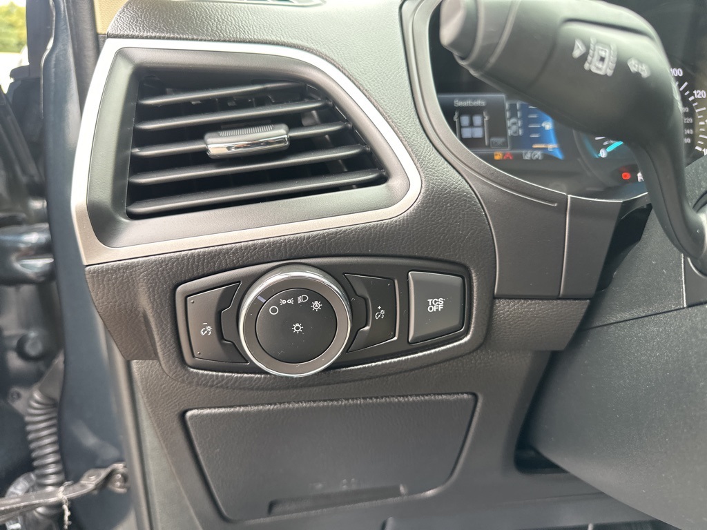 2024 Ford Edge SE photo 21