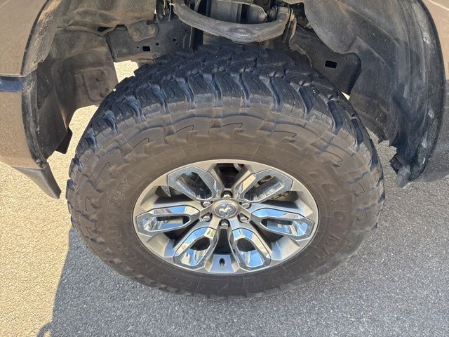 2022 Ram 1500 Laramie photo 9