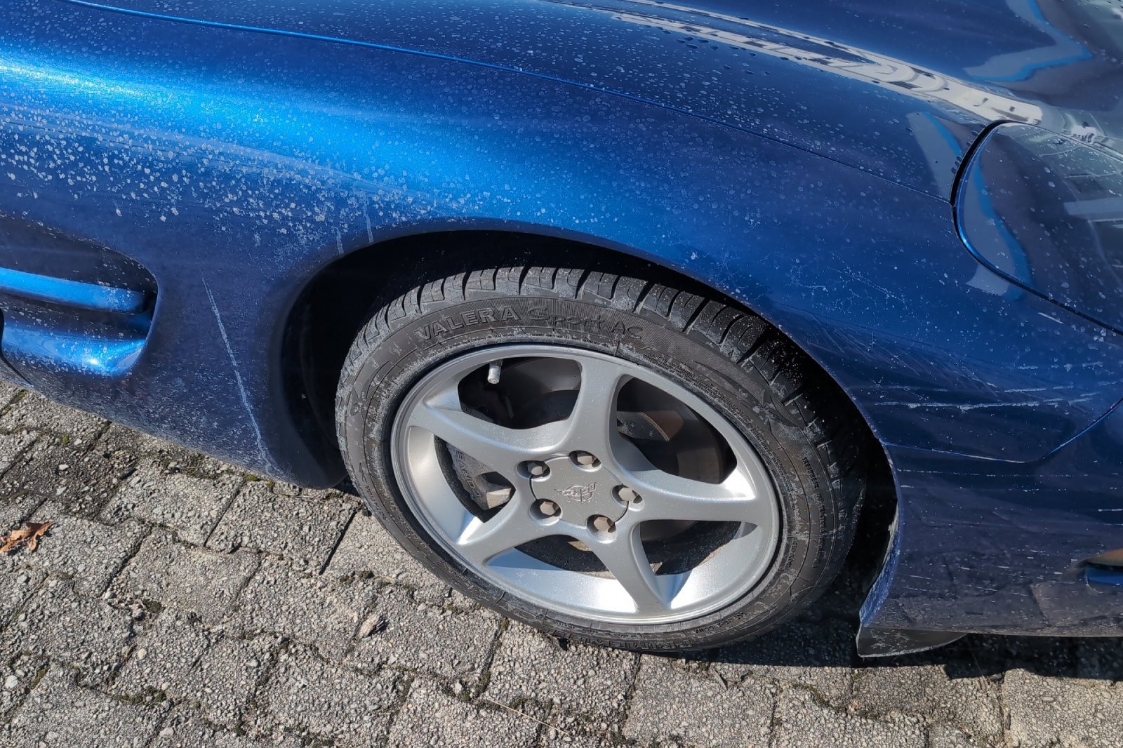 2003 Chevrolet Corvette Base photo 2