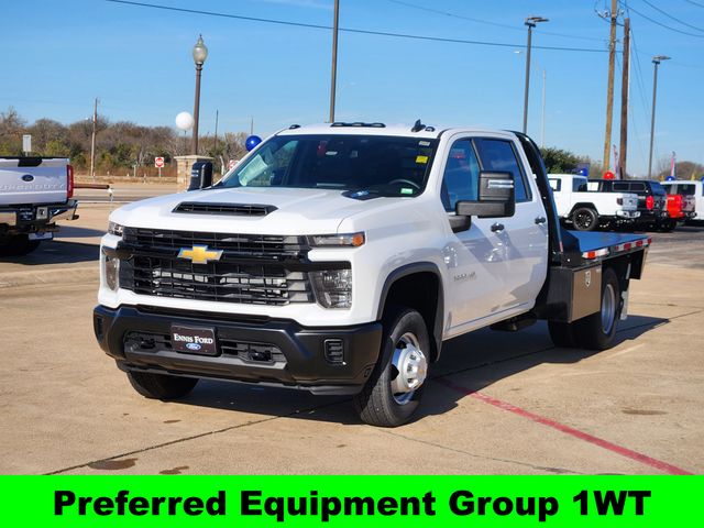 2024 Chevrolet Silverado 3500HD Work Truck photo 2