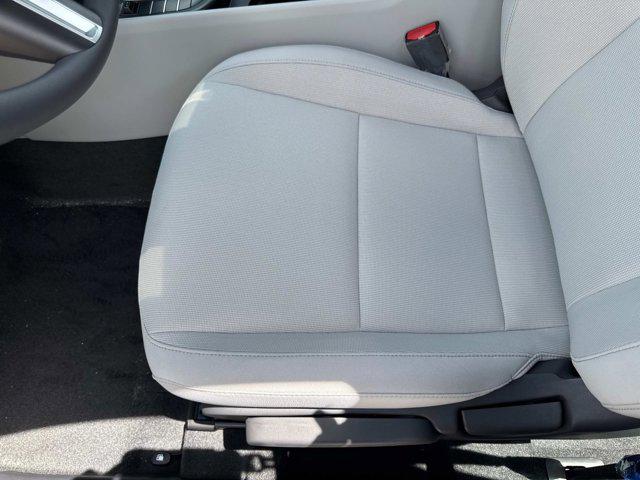 2026 Hyundai Kona SE photo 9