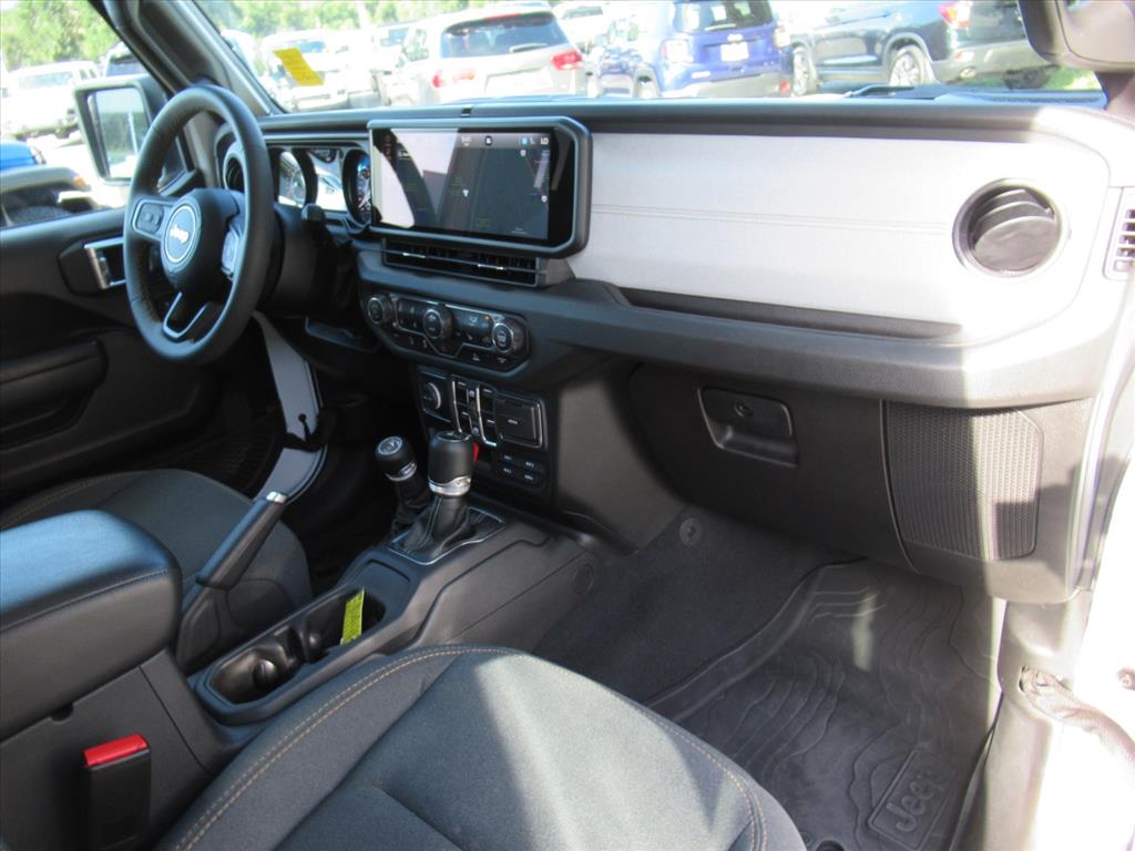 2024 Jeep Gladiator Sport S photo 12