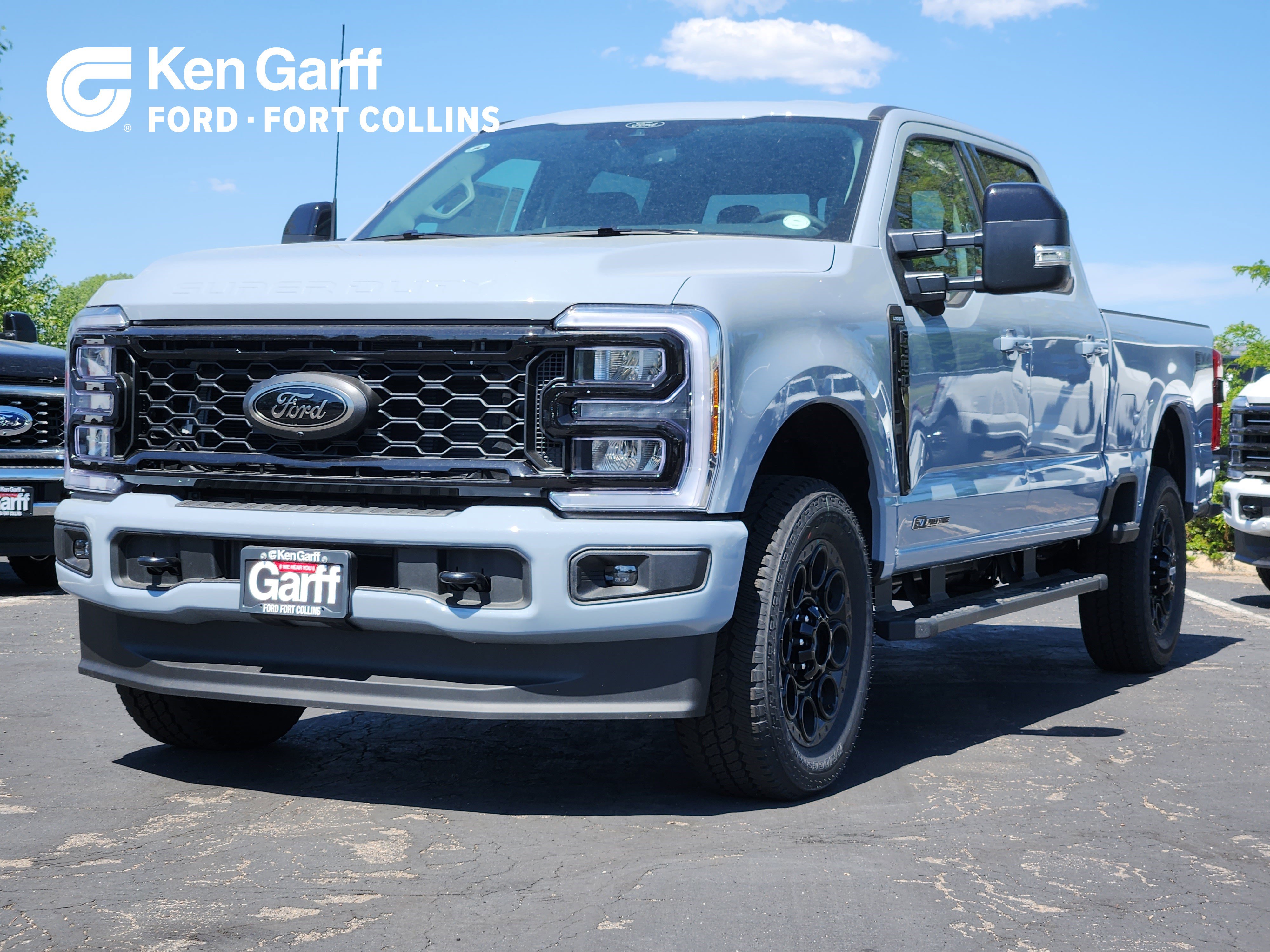2025 Ford F-350 Super Duty Lariat's photo