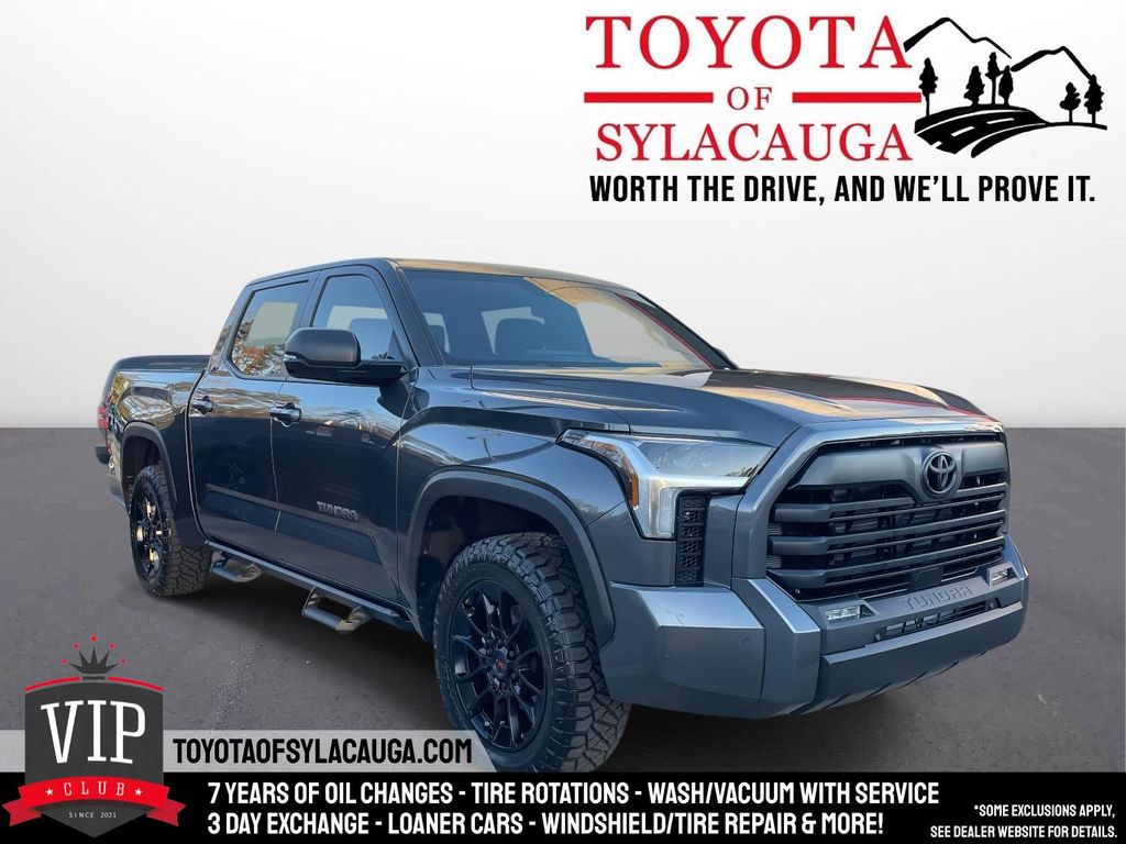2026 Toyota Tundra SR5's photo
