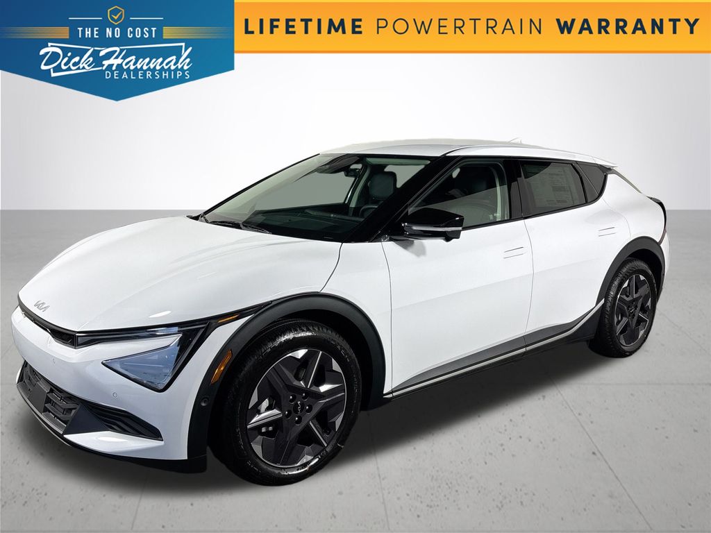 2025 Kia EV6 Light L/R's photo