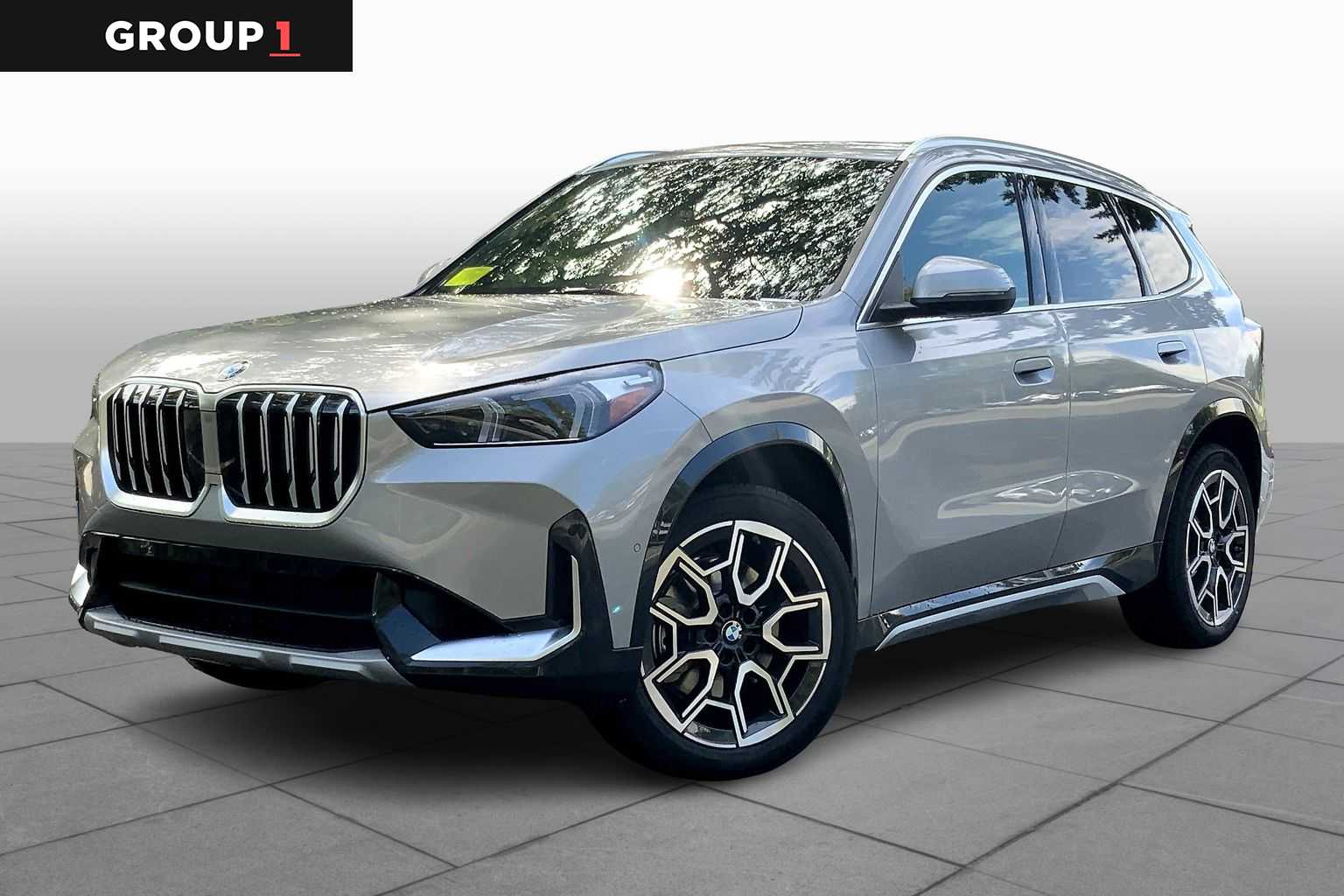 2026 BMW X1 28i's photo