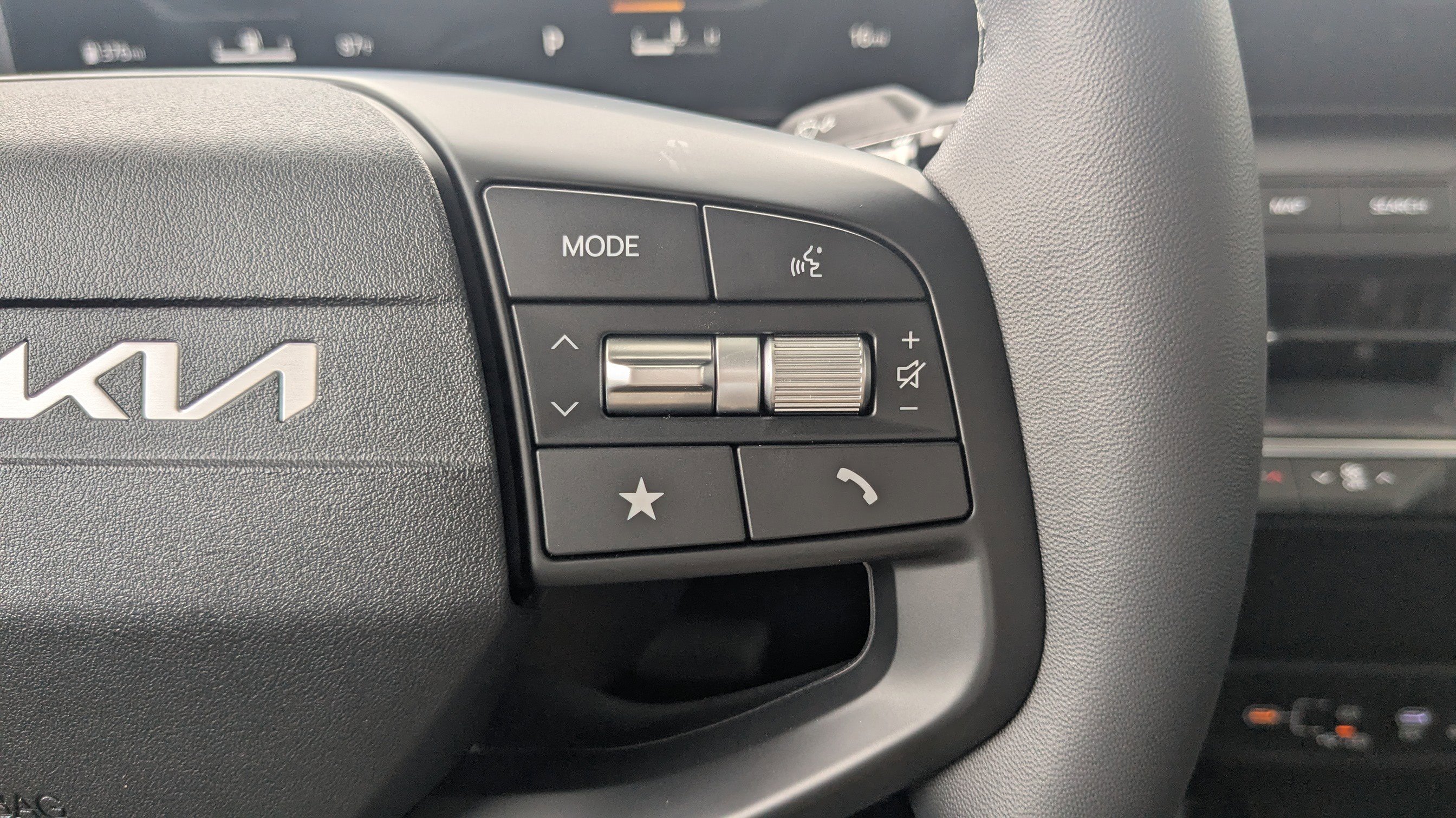 2025 Kia K4 EX photo 29