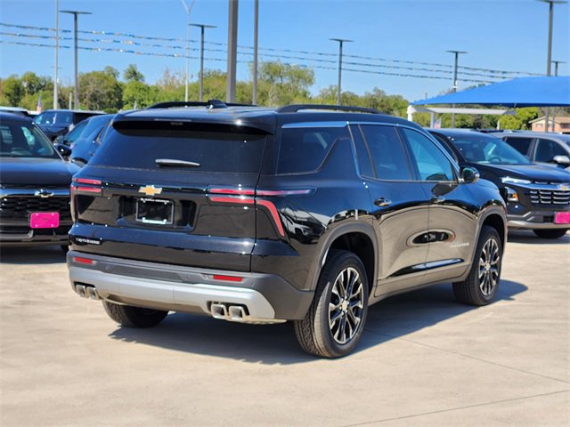 2026 Chevrolet Traverse photo 4