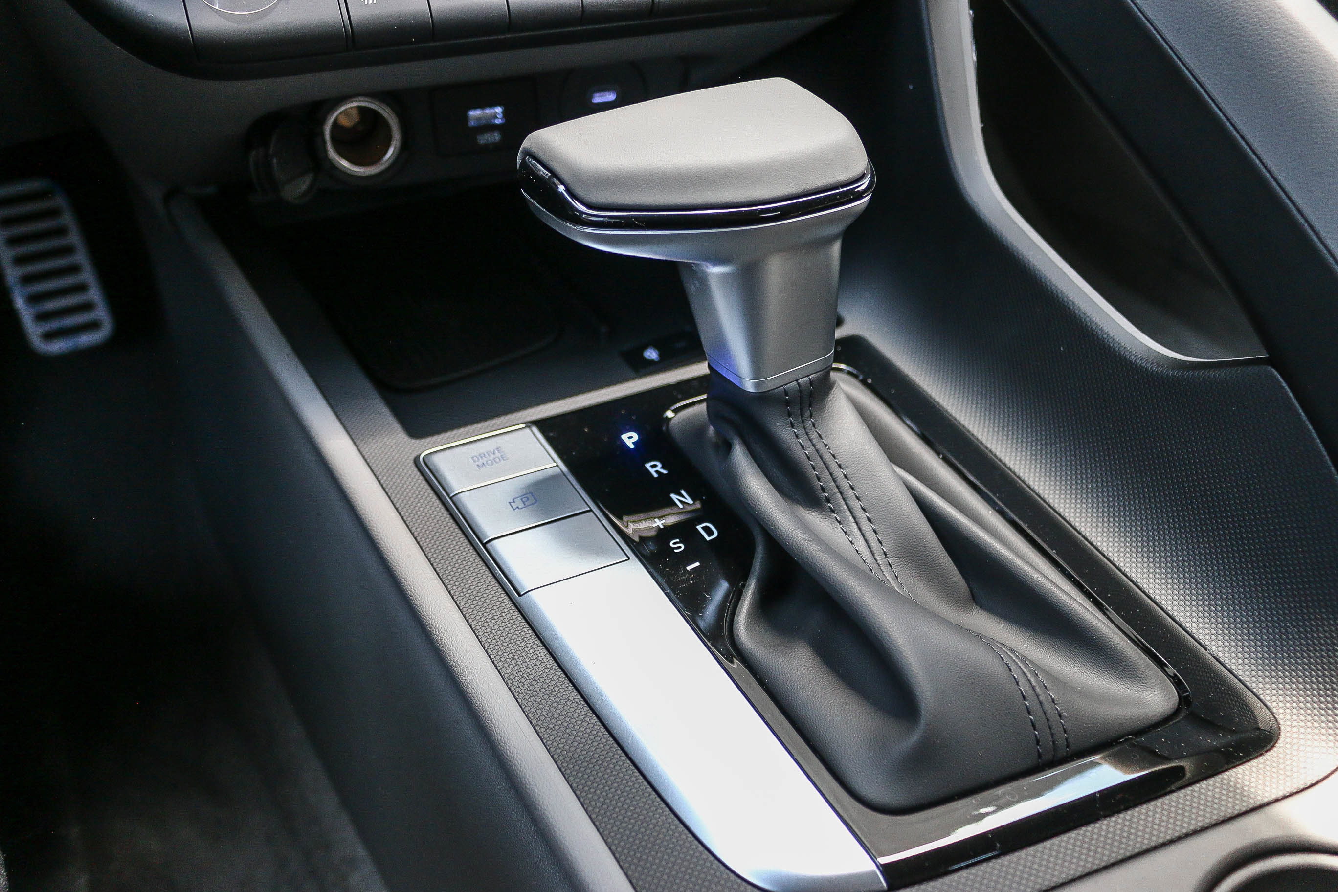 New 2025 Intense Blue Hyundai SEL Sport image 25