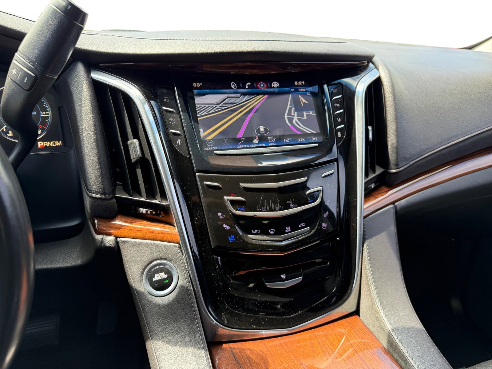 2015 Cadillac Escalade Luxury photo 12
