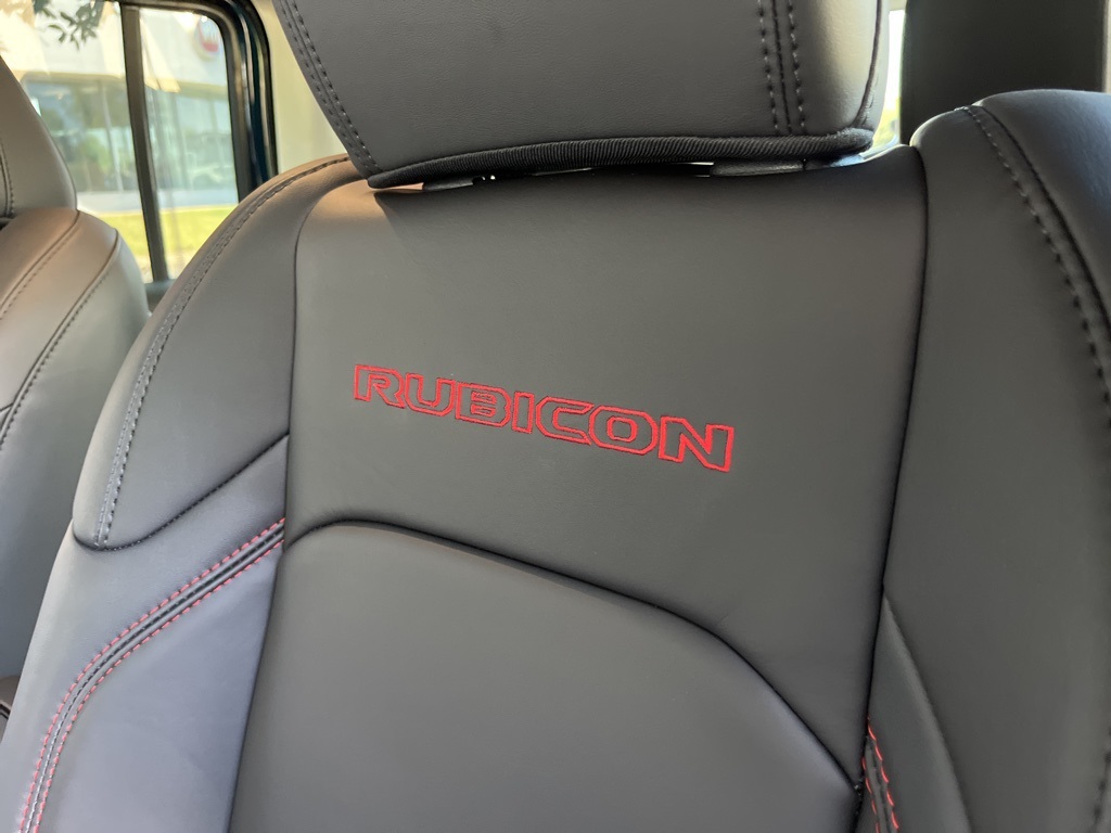 2025 Jeep Wrangler Rubicon photo 5