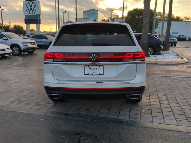 2026 Volkswagen Atlas SE photo 5
