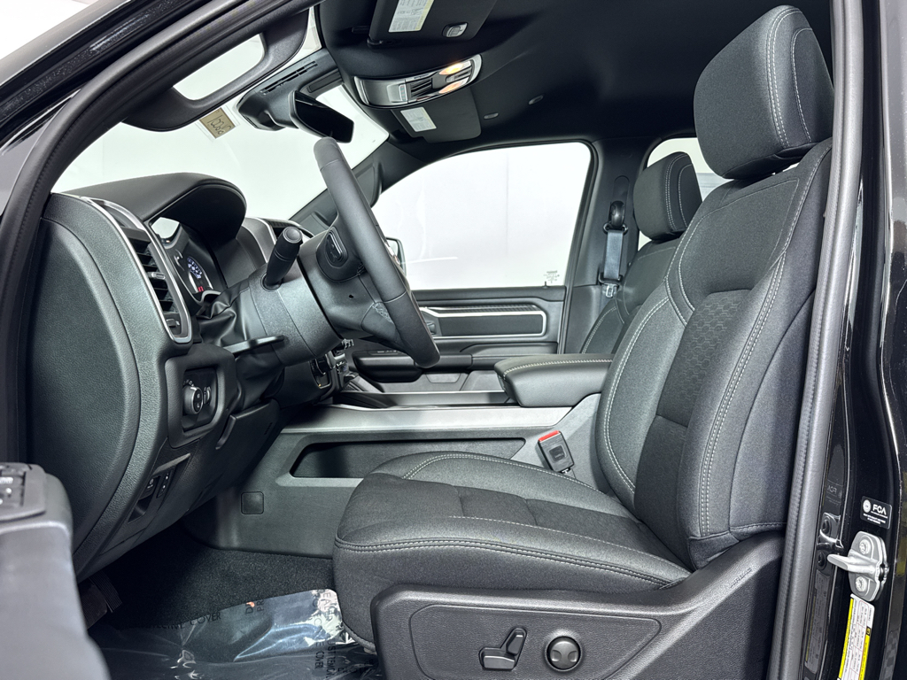 2026 Ram 1500 Big Horn photo 4