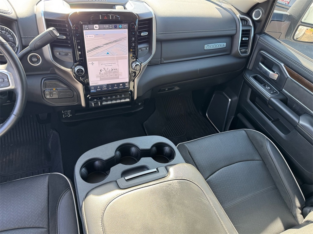 2024 Ram 3500 Laramie photo 16