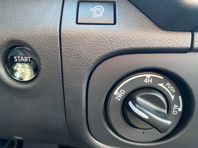 2026 Nissan Frontier SV photo 11