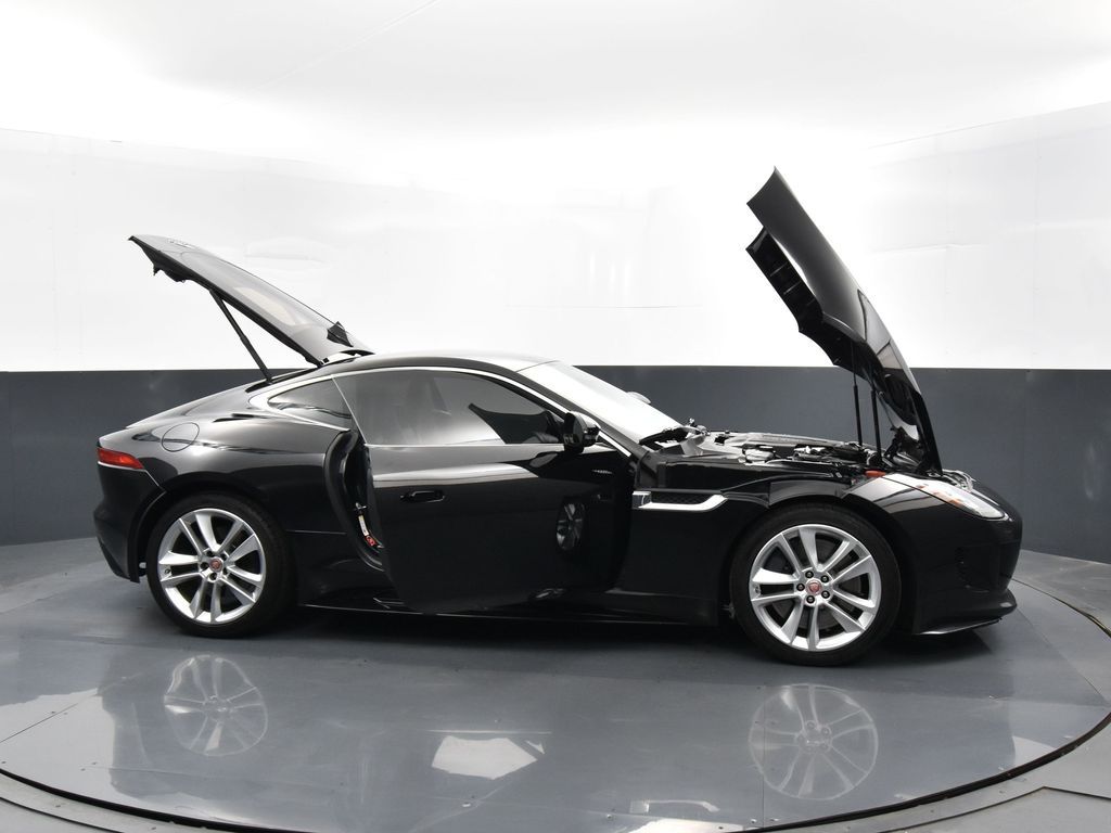 2016 Jaguar F-TYPE S photo 40