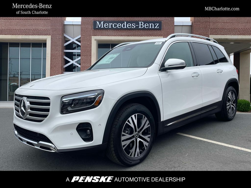 2025 Mercedes-Benz GLB Base's photo