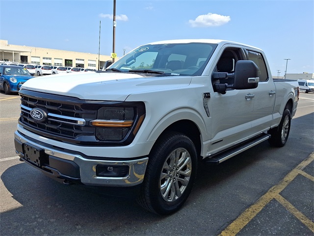 2025 Ford F-150 XLT photo 3