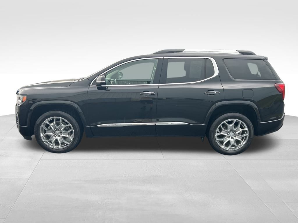 2022 Gmc Acadia Denali photo 2