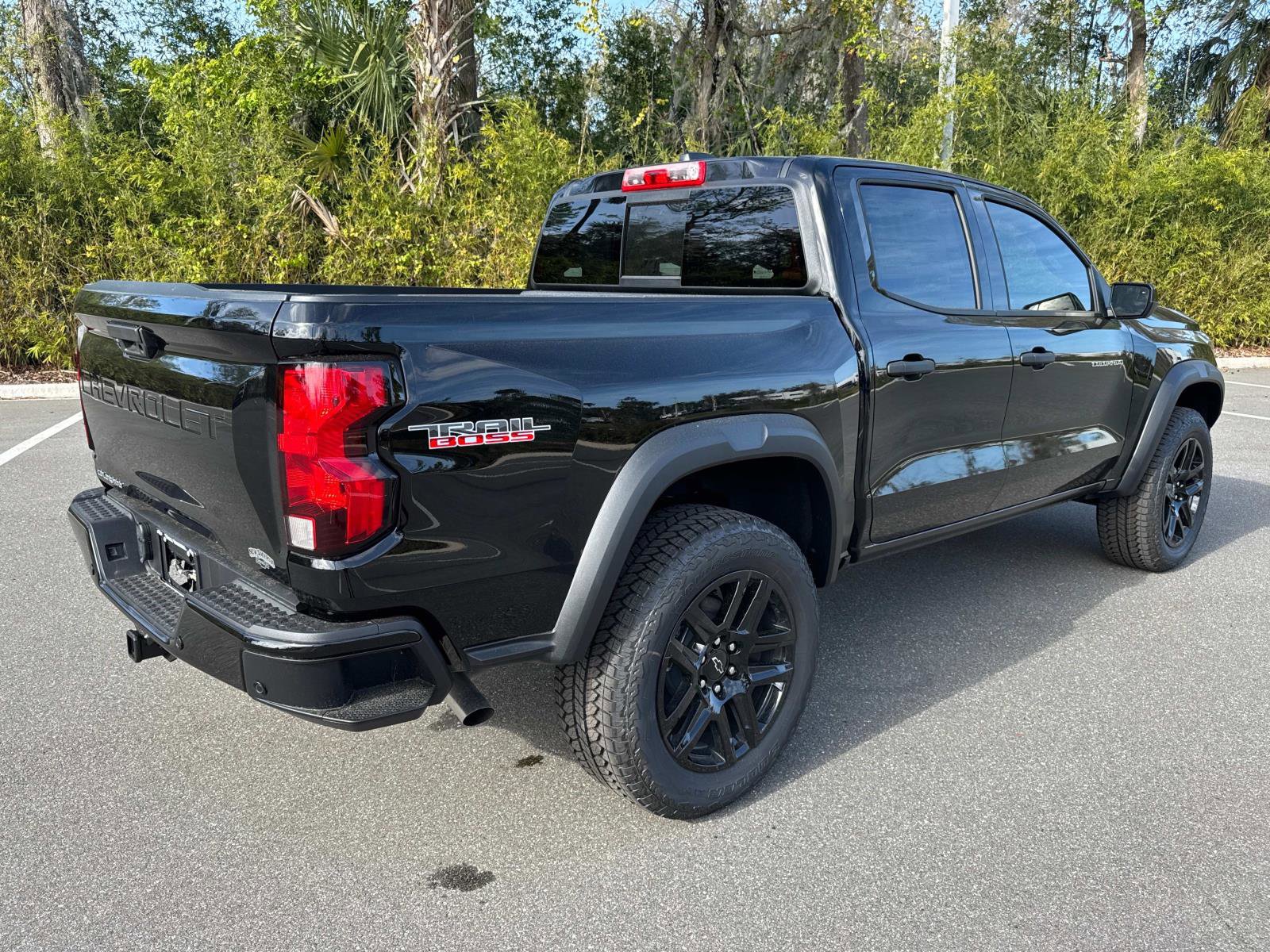 2025 Chevrolet Colorado Trail Boss photo 3