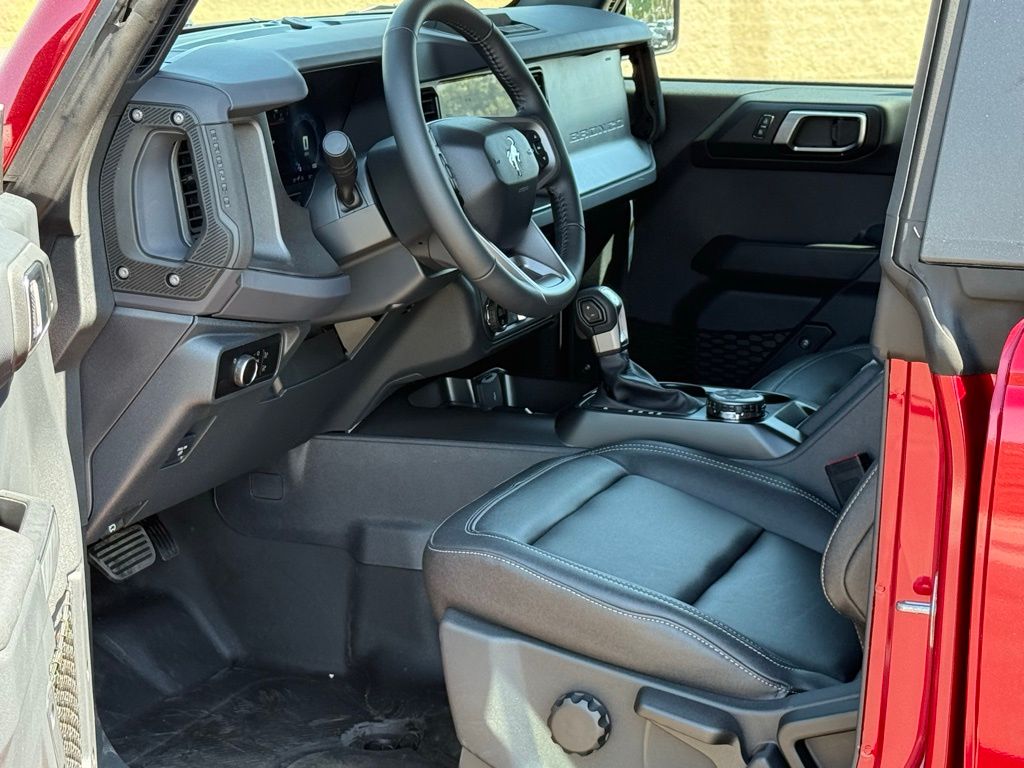 2025 Ford Bronco Big Bend photo 4